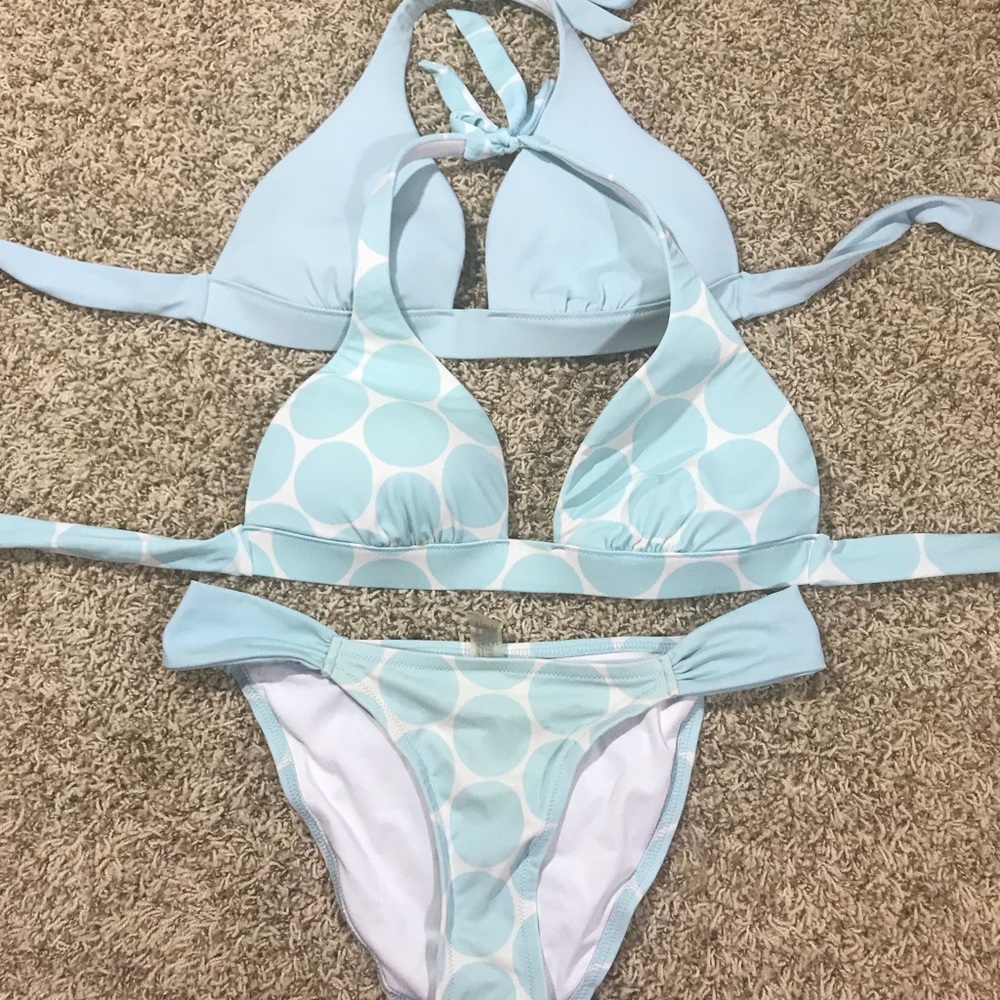 Victoria’s Secret bikini